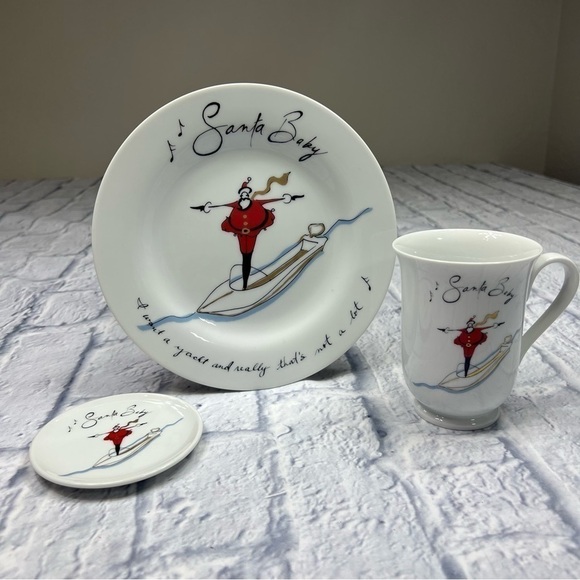 POTTERY BARN Santa Baby - Picture 9 of 9